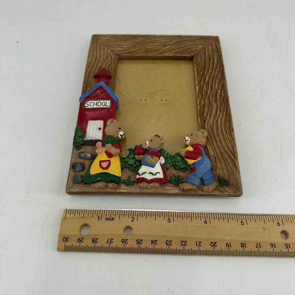 Vintage Teddy Bear Schoolhouse 3D Resin Picture Frame Rustic Wood Look Decor